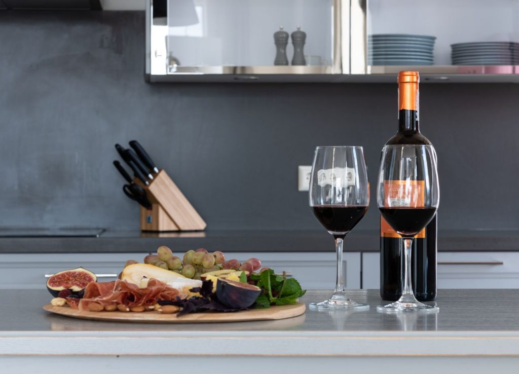 De slimme wijnkoelkast: luxe en tech in je keuken