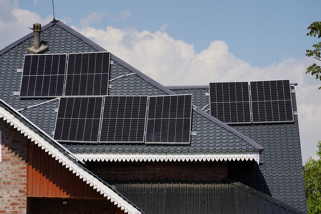 Zo maak je je huis slimmer met zonne-energie, opslag en automatisering